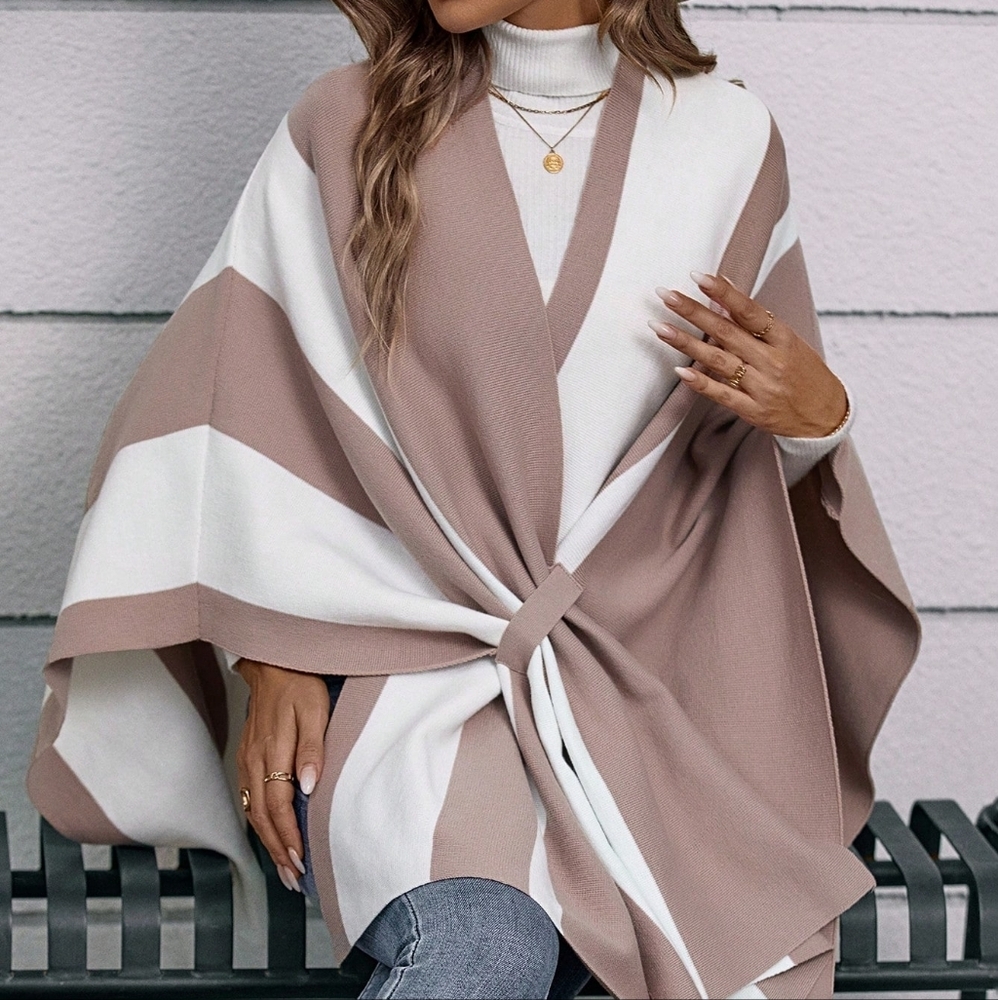 Two Tone Batwing Sleeve Asymmetrical Hem Cardigan - Picture 6 of 6